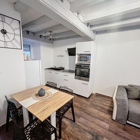 Appartement Au Centre-Ville Chaumont (Haute-Marne) Exterior foto